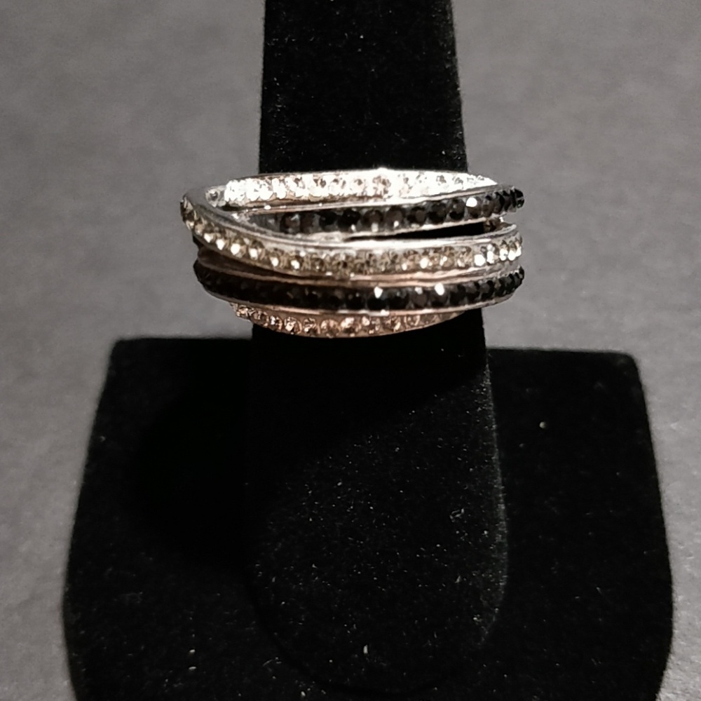 * Silver Multi Layered Look Ring Italy Black & CZ